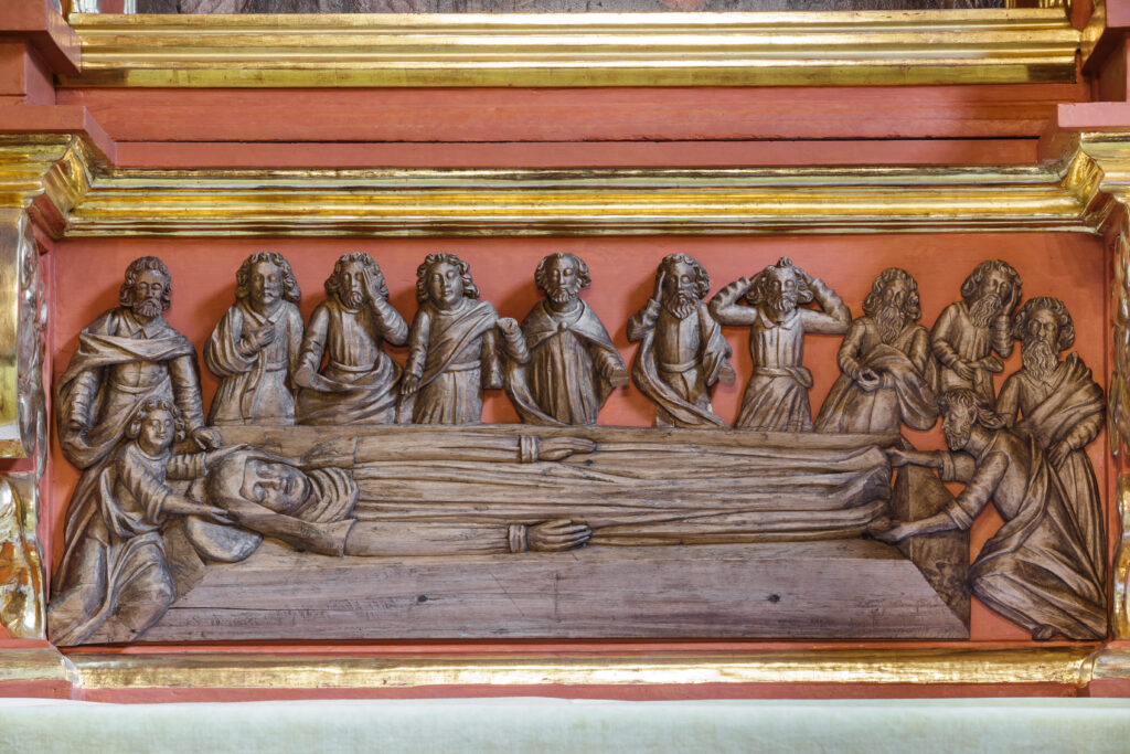 Kościół w Sękowej wewnątrz